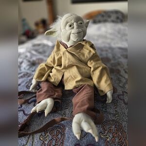 Disney Parks Star Wars Yoda Backpack Buddies Plush 24¨